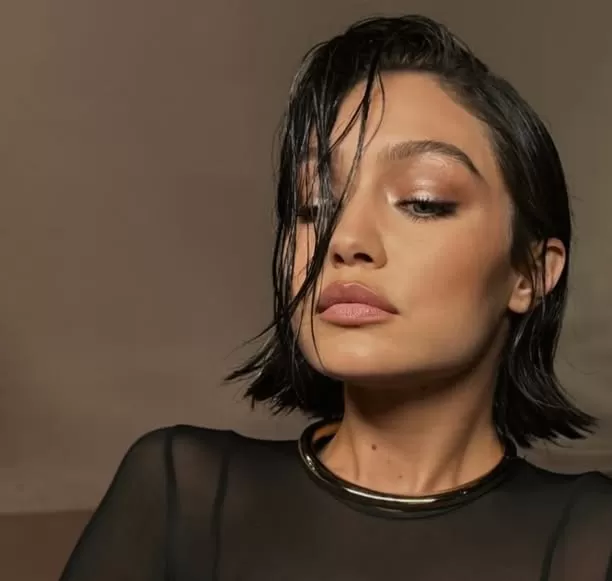 Adeus, loiro: Gigi Hadid surpreende com novo visual. Veja o resultado
