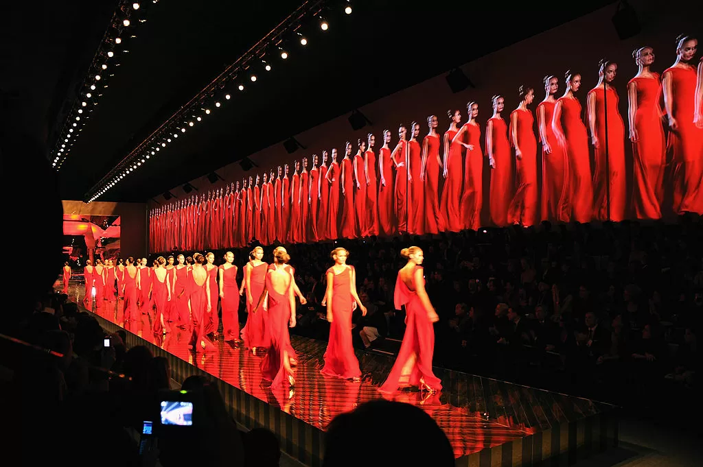 Os 10 vestidos icônicos de Valentino, que o eternizaram mestre da moda