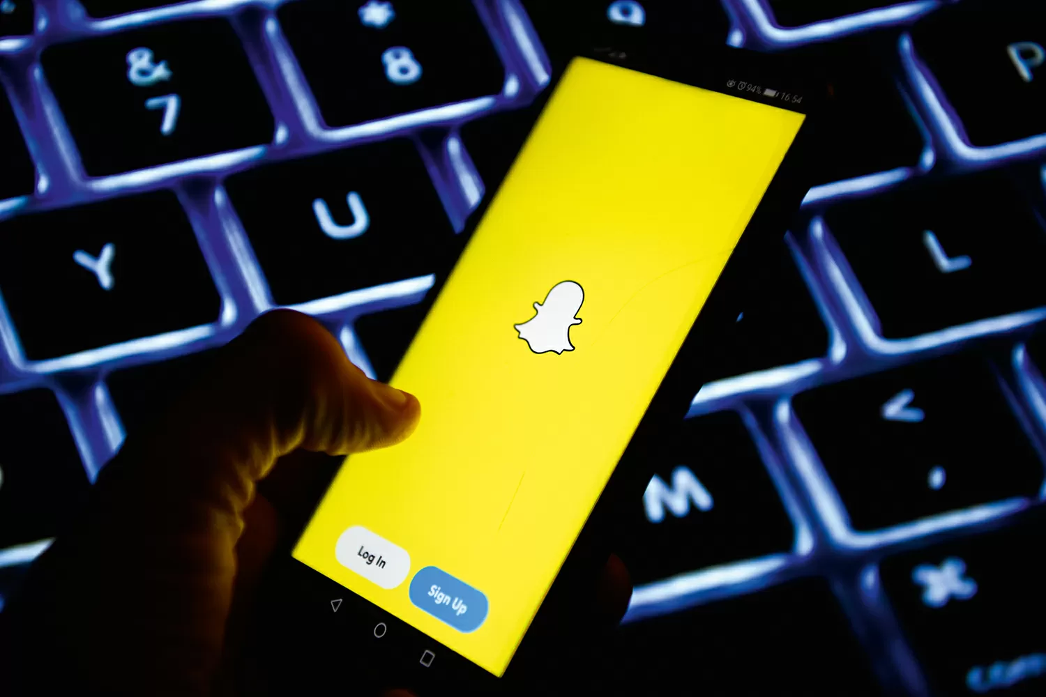 Snapchat fecha acordo antes de julgamento na Califórnia por dependência em redes sociais