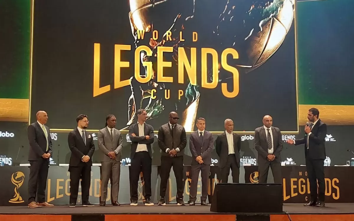 A Magia Reencontra o Gramado: Brasil Sedia a Primeira Copa do Mundo de Lendas