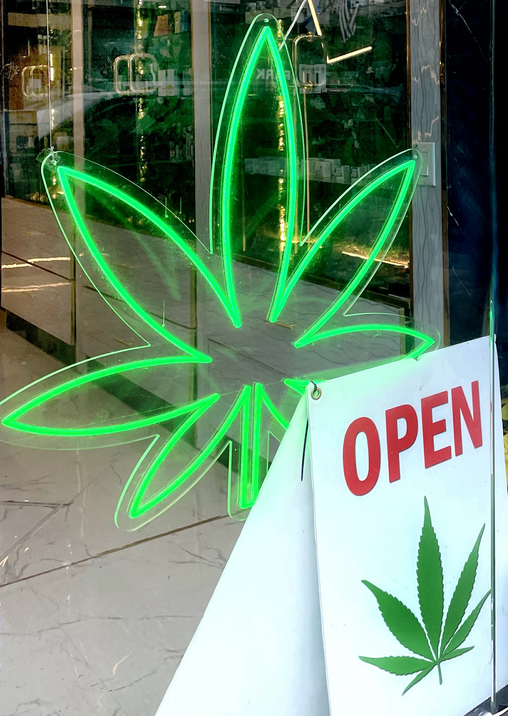Importação de cannabis medicinal bate recorde no Brasil em 2025