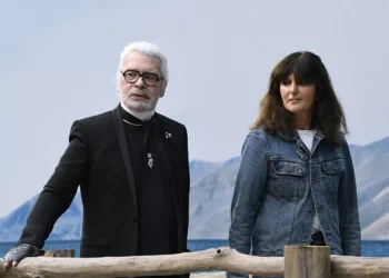 Confirmado: Virginie Viard está fora da Chanel