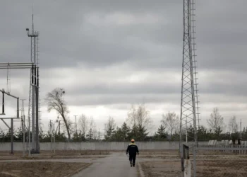 Ataque russo deixa milhares de pessoas na Ucrânia sem energia elétrica