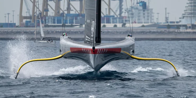 Dos mares para os pulsos: como a alta relojoaria busca inspiração nas competições de vela