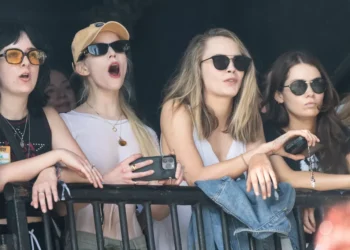 O acessório que está fazendo a cabeça de Jennifer Lopez, Rihanna e Anya Taylor-Joy