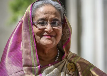 Bangladesh vai pedir à Índia que extradite ex-primeira-ministra Sheikh Hasina
