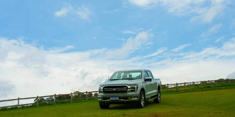Como anda a nova Ford F-150, carro mais vendido dos EUA que chega ao país