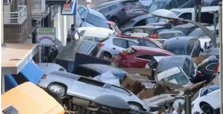 AGORA FOI A VEZ DA ESPANHA. A TERRA SE REBELA E CHUVA GERA O CAOS
