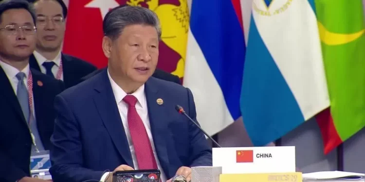 Brasil e China preparam acordos em áreas como agro, infra e finanças para visita de Xi Jinping