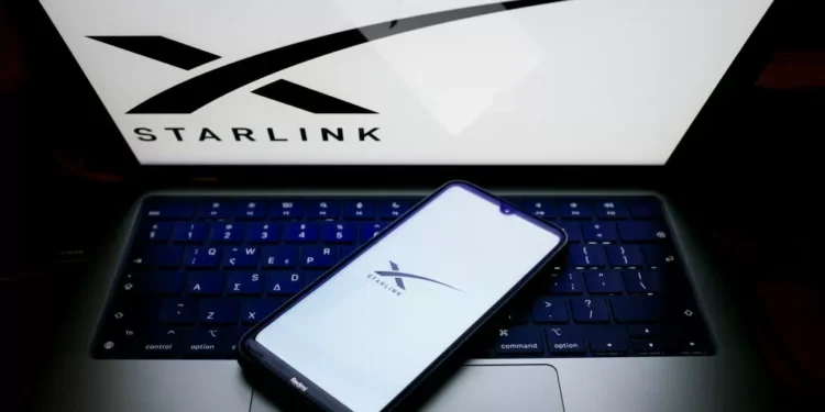 Starlink avança com internet via satélite para celulares comuns