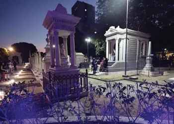 Que descanso eterno, que nada: turismo em cemitérios ganha força no Brasil