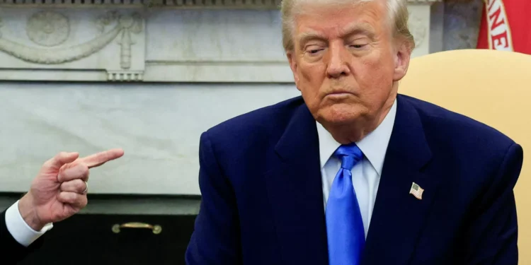 Trump diz estar a ter “discussões sérias” com Putin sobre o fim da guerra