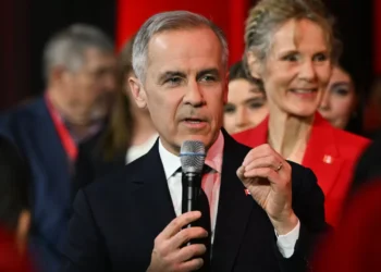 Canadá quer diversificar relações que estão “demasiado centradas nos EUA”