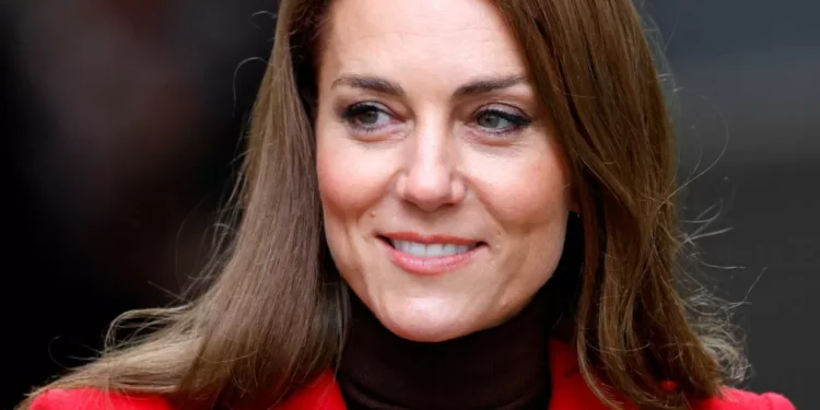 Cadê a Kate? O erro da realeza em ignorar Princesa de Gales e Lady Diana no Dia da Mulher