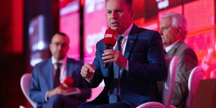 Volume de concessões recentes é positivo, mas não suficiente, diz CNT à CNN