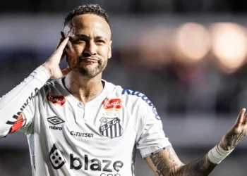 Luxemburgo defende Neymar e evita comparações com Hulk: “Covardia”