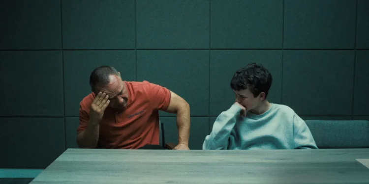 Pesquisa exclusiva: como problemas mostrados em ‘Adolescência’ angustiam famílias brasileiras