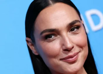 Manifestantes detidos por interromperem filmagens com Gal Gadot