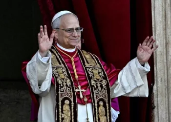 O americano Robert Francis Prevost é o Papa Leão XIV. Será que ele conseguiria operar um milagre em Donald Trump?