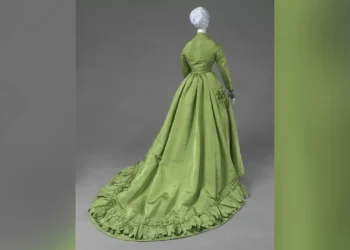 Exposição em Paris ilumina o trabalho do ‘pai da alta-costura’