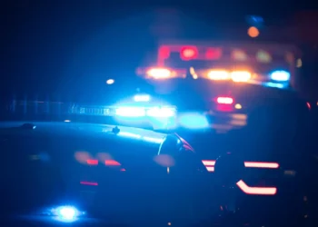 Polícia francês acusado de violar amigo de 8 anos do filho em Nantes