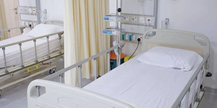 Condenado a 2 meses de prisão por atrasar tratamento de cancro do filho