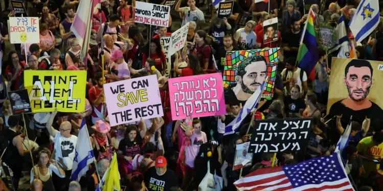 Milhares de israelitas nas ruas a pedir acordo que liberte reféns