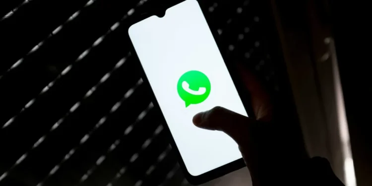 WhatsApp começa a exibir anúncios em parte do aplicativo