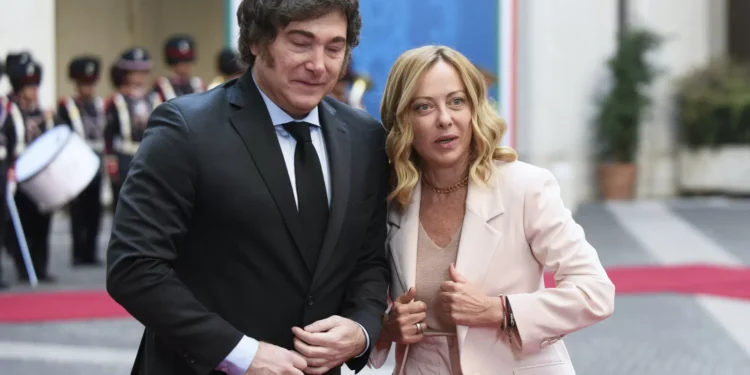 “Dar maior impulso e projeção”. Itália e Argentina com plano a 5 anos