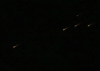 Irão inicia nova vaga de bombardeamentos contra Israel