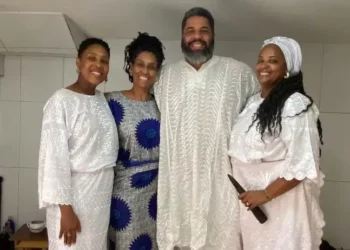 Com três esposas, professor da UFBA desafia conceito de poliamor