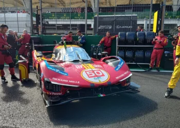 Ferrari em ação: os bastidores da equipe italiana nas 6 Horas de SP