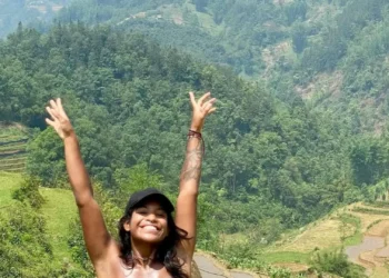 Corpo de Juliana Marins já está no Brasil. Será sepultada na cidade natal