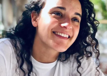 Ex-refém do Hamas atira: Starmer “não está do lado certo da história”