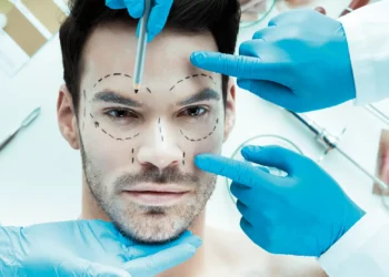 Sem preconceito: homens procuram cada vez mais procedimentos estéticos