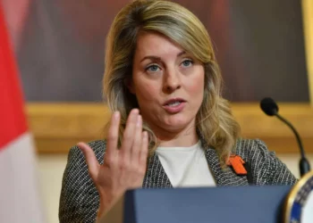 Governo canadiano responde a taxa de Trump com “viragem” para a Europa