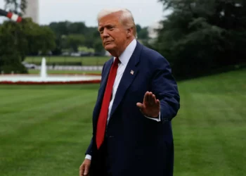 Trump assinou diretiva que permite ação militar contra cartéis de droga