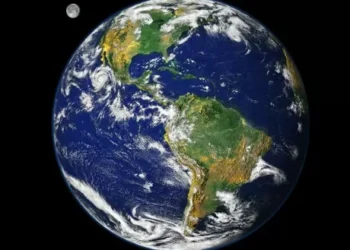 Terra gira mais rápido neste verão e pode afetar GPS e internet