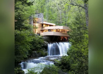 A revolta da natureza, e uma bela homenagem à arquitetura