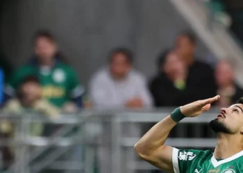 Brasileiro: Palmeiras vence Vasco em casa para assumir vice-liderança