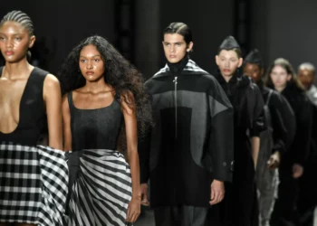 As tendências do São Paulo Fashion Week para o verão 2026 (e como usar…)