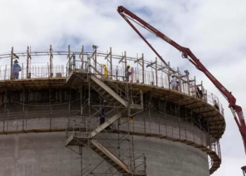 Sanepar injeta R$ 5,4 bilhões no Paraná e impulsiona PIB em 2024, aponta estudo