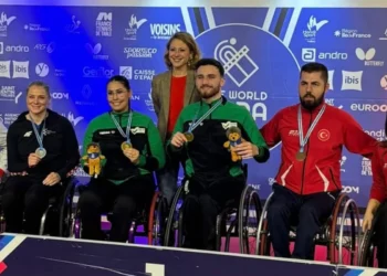 Tênis de mesa paralímpico: Thaís Severo leva ouro e prata na França