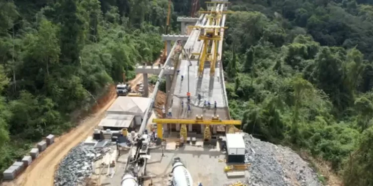 Corte no orçamento 2026 do DNIT ameaça principais obras em SC