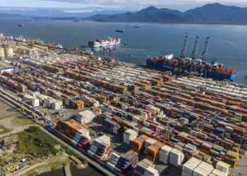 Porto de Paranaguá é concedido ao Consórcio Canal Galheta Dragagem