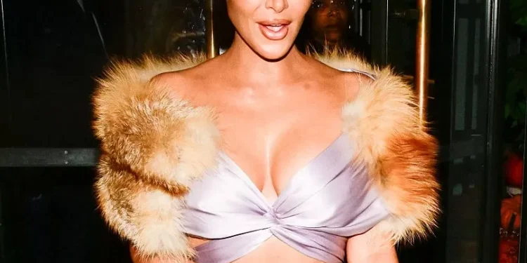Como Kim Kardashian elevou o sutiã como peça-fashion do momento?