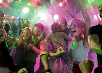 Perigo invisível: a droga que se infiltra nas baladas e preocupa autoridades