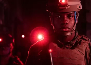 Fuzileiros americanos treinam em operações de guerra com tropas do Panamá