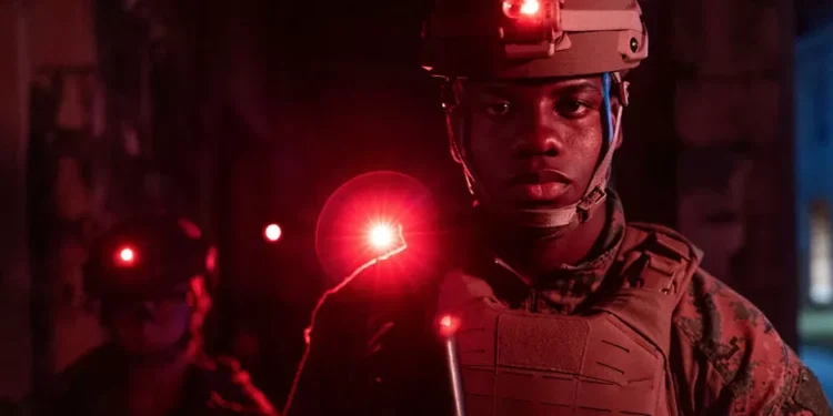 Fuzileiros americanos treinam em operações de guerra com tropas do Panamá