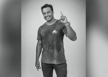 “Repensei a vida toda”, diz empresário que ficou à deriva no mar